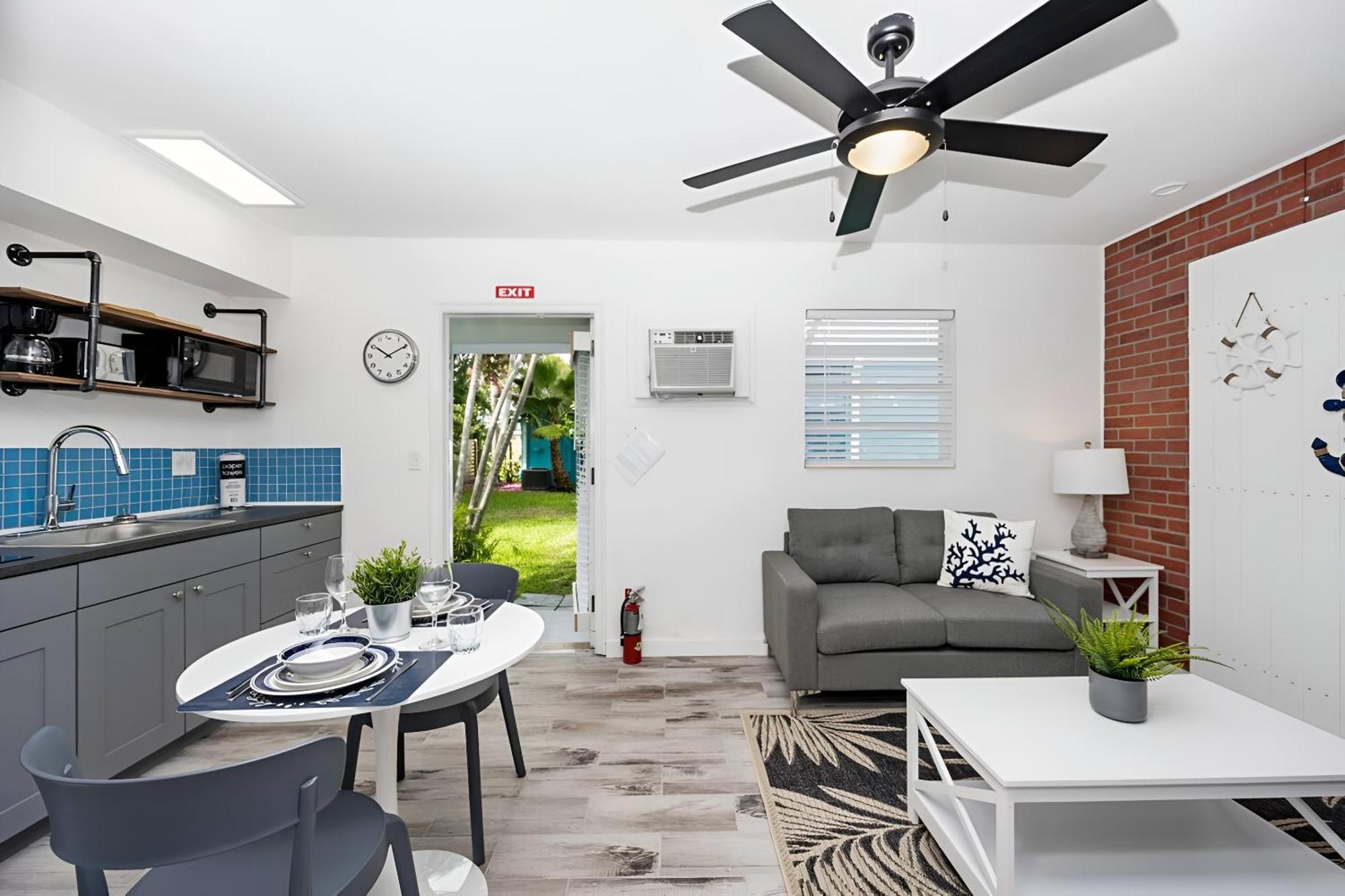 Luna Beach House Hollywood Bagian luar foto